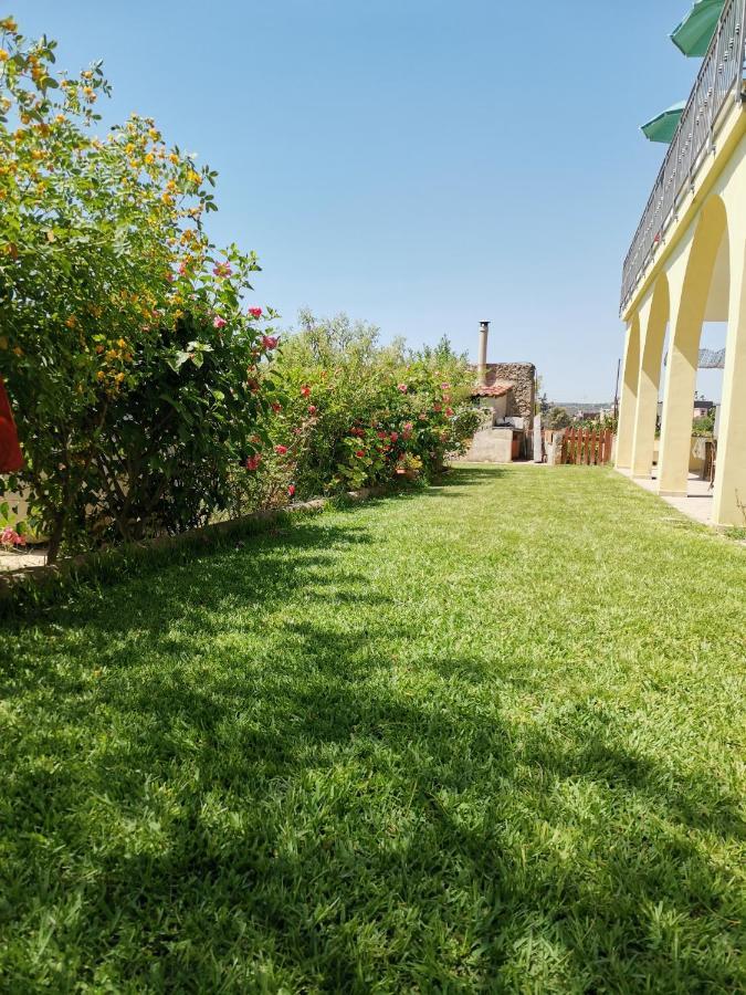 Villa Sole - Finaiti - Appartamento Per Turisti Floridia Bagian luar foto