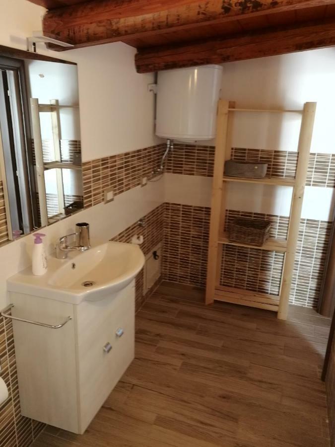 Villa Sole - Finaiti - Appartamento Per Turisti Floridia Bagian luar foto